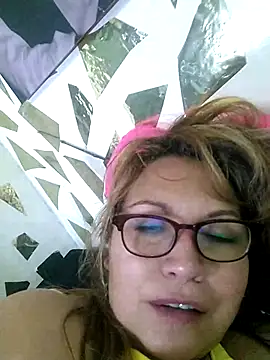 Kazsandraa online show from 03.22.25