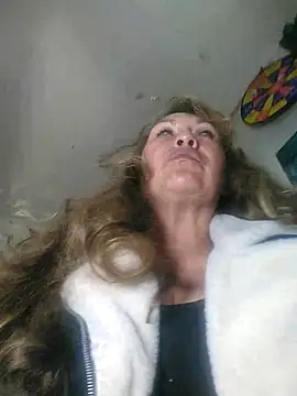 Snapshot of Kazsandraa chatting on 02.07.26 Kazsandraa online show from 02.07.26