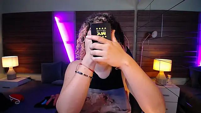 Kateryn  online show from 01.28.25