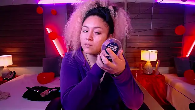 Kateryn  online show from 02.25.25