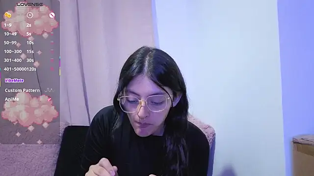 lessliee22  online show from 05.24.26