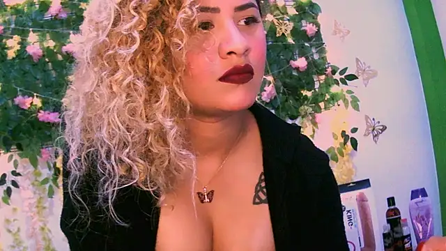 Crysrus online show from 12.13.24