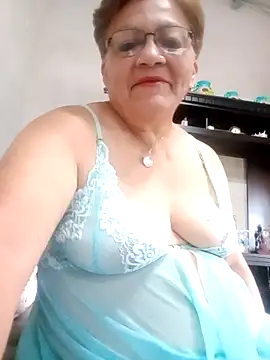 Madrastrahot69 online show from 11.05.25