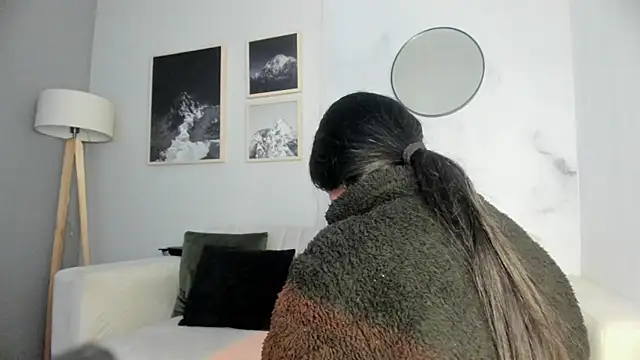 lara madisson online show from 09.19.25