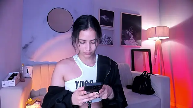 lara madisson online show from 02.09.26