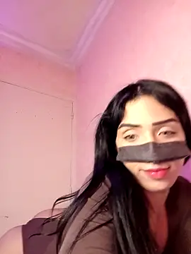 Snapshot of ---sophia--- chatting on 04.05.26 ---sophia--- online show from 04.05.26