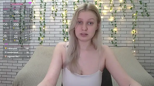 EmiliaDuchess online show from 02.16.25