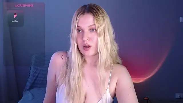 EmiliaDuchess online show from 05.11.26