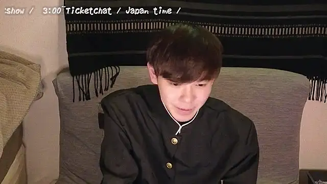 Snapshot of poketkuma chatting on 12.01.24 poketkuma online show from 12.01.24