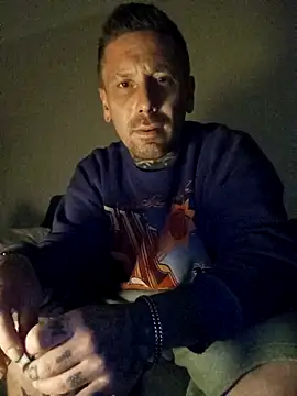 Snapshot of Schabernack1990 chatting on 09.10.25 Schabernack1990 online show from 09.10.25