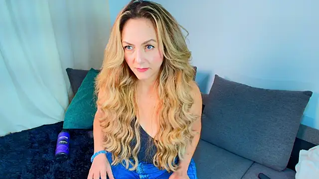 ladychanel 1 online show from 03.19.26