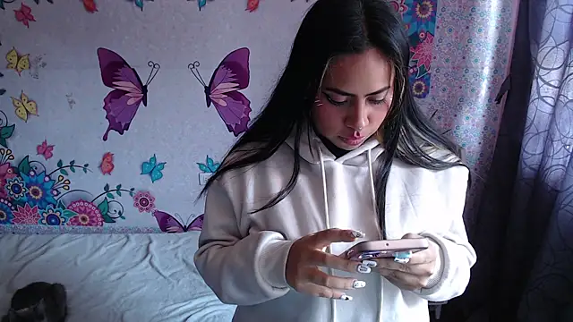 Snapshot of Zart_Blaze chatting on 10.28.25 Zart Blaze online show from 10.28.25