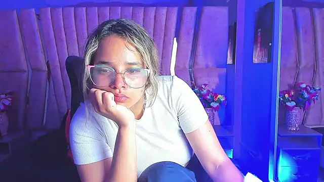 Olivia Fox69 online show from 12.30.24