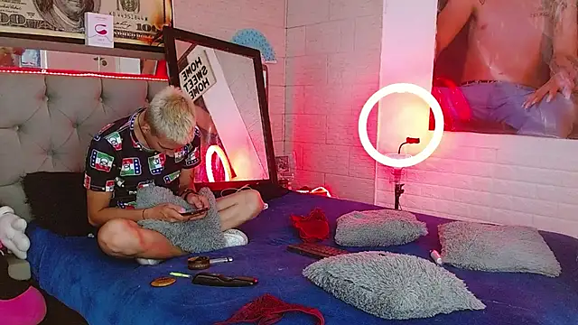 parejacaliente20154 online show from 12.09.24