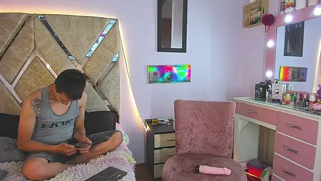 parejacaliente20154 online show from 11.07.25