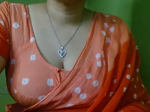 LOVERIAKOL online show from 02.24.26