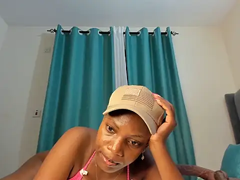 dolly booty online show from 10.09.25