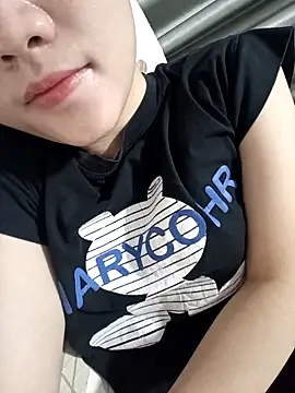 Snapshot of Sexyass13 chatting on 10.16.25 Sexyass13 online show from 10.16.25