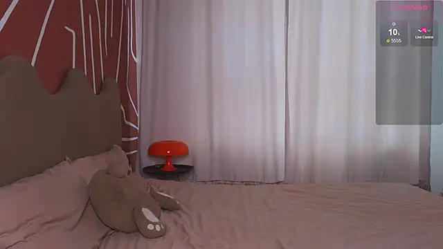 EvaCroan online show from 11.07.25