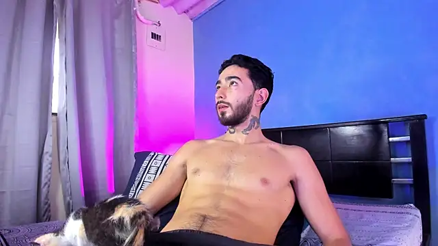 Snapshot of Spartan_king_ chatting on 10.15.25 Spartan king online show from 10.15.25