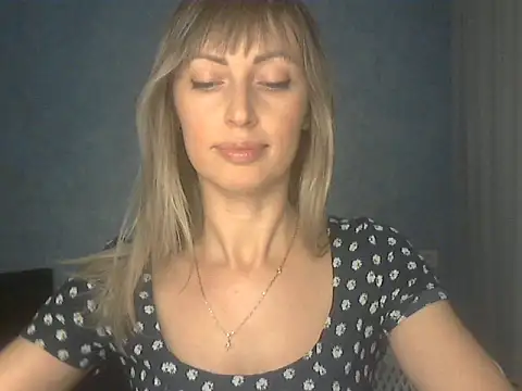 EffectMaya online show from 12.21.25