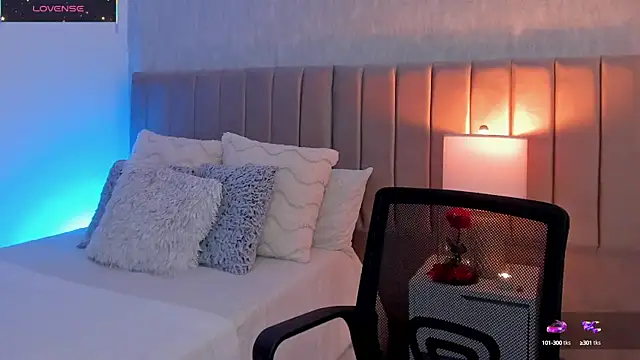 Victoria romanox online show from 02.25.25