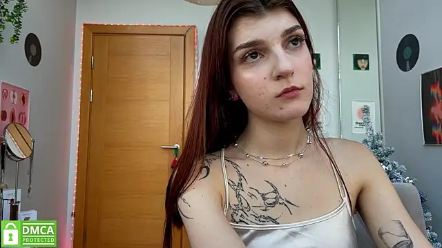 Snapshot of Bunny_ShyGirl chatting on 01.13.25 Bunny ShyGirl online show from 01.13.25