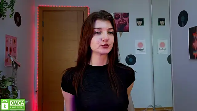 Snapshot of Bunny_ShyGirl chatting on 01.24.25 Bunny ShyGirl online show from 01.24.25