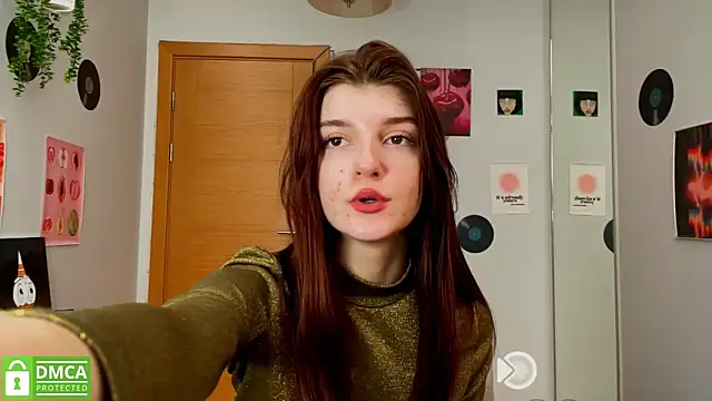 Snapshot of Bunny_ShyGirl chatting on 02.16.25 Bunny ShyGirl online show from 02.16.25