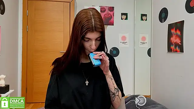Snapshot of Bunny_ShyGirl chatting on 02.20.25 Bunny ShyGirl online show from 02.20.25
