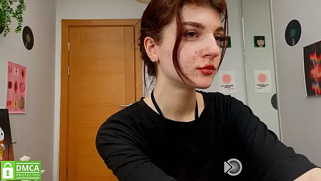 Snapshot of Bunny_ShyGirl chatting on 02.27.25 Bunny ShyGirl online show from 02.27.25