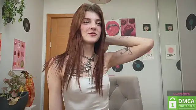 Snapshot of Bunny_ShyGirl chatting on 03.21.25 Bunny ShyGirl online show from 03.21.25
