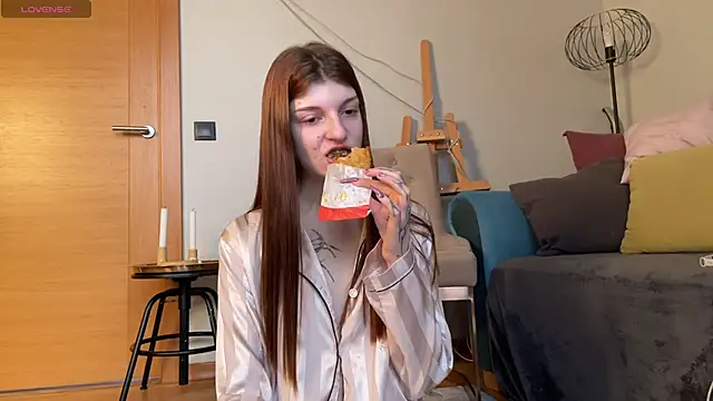 Bunny ShyGirl online show from 10.09.25