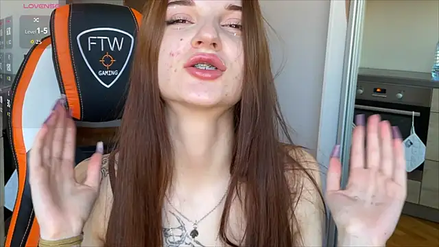 Bunny ShyGirl online show from 10.17.25