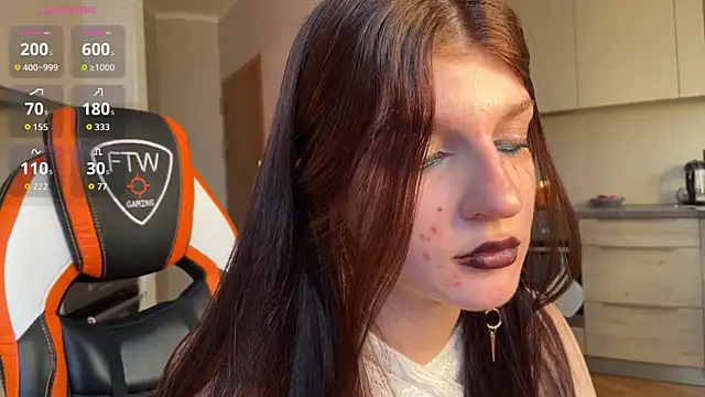 Bunny ShyGirl online show from 10.31.25