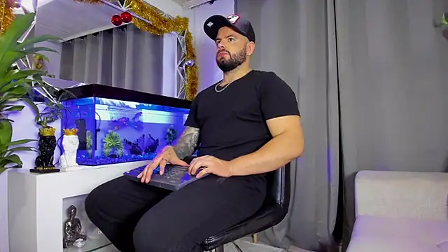 Johnnygrayson1 online show from 12.02.24