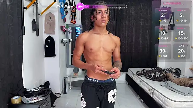 Snapshot of jokergc_2 chatting on 10.21.25 jokergc 2 online show from 10.21.25