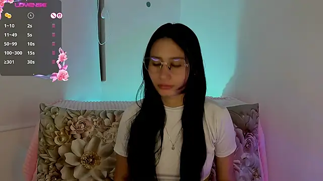 NayeCloud online show from 02.21.26