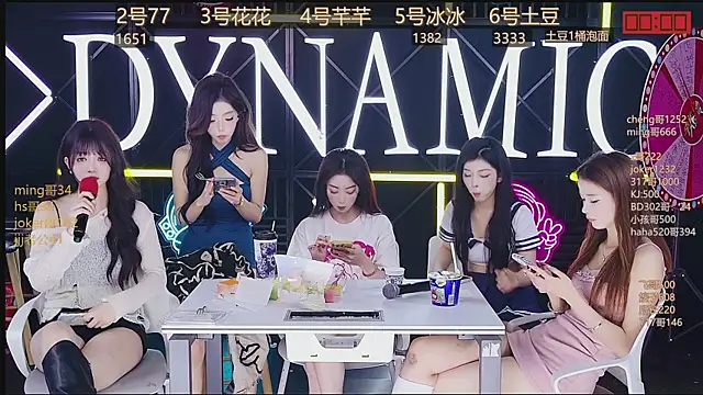 Snapshot of NEW-girl520 chatting on 03.11.25 NEW-girl520 online show from 03.11.25