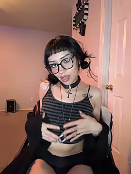 Gothbabbi online show from 03.08.26