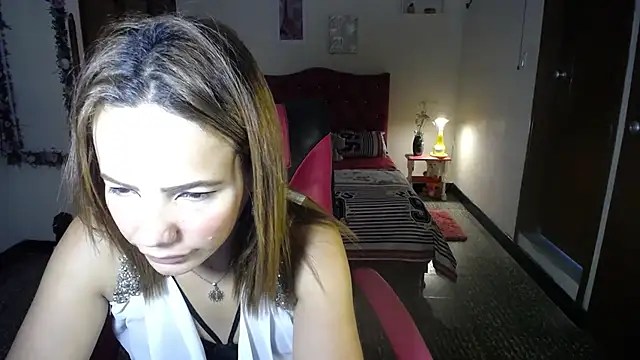 Snapshot of danielle_rose_1 chatting on 03.18.25 danielle rose 1 online show from 03.18.25
