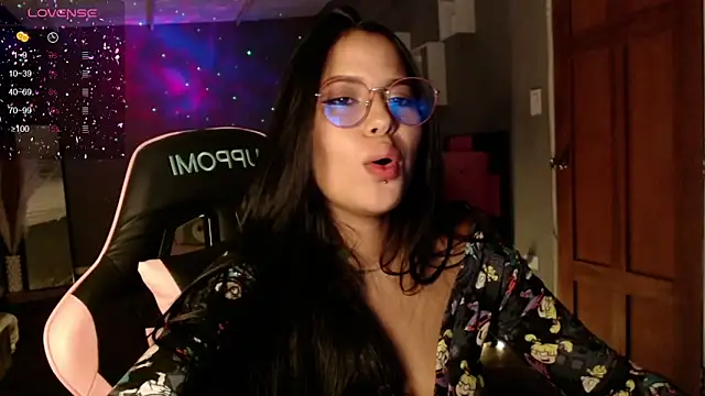 Snapshot of alexa_kei chatting on 09.23.25 alexa kei online show from 09.23.25