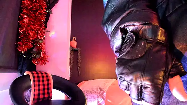 leatherz69 online show from 02.11.25