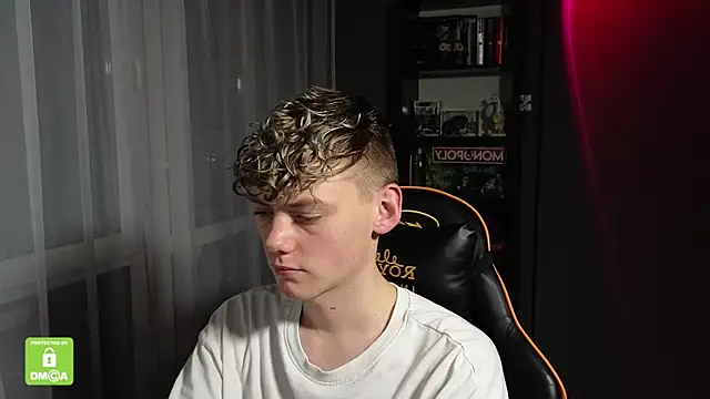 Keytaro online show from 11.13.25