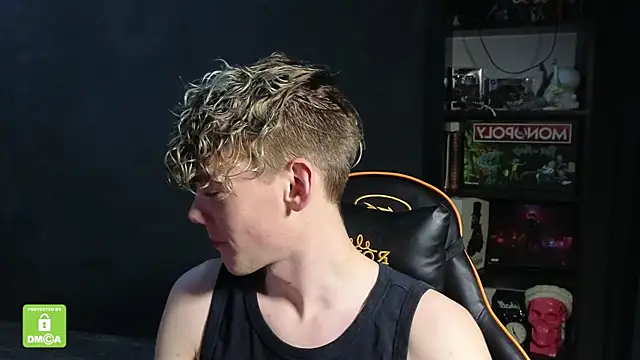 Keytaro online show from 11.26.25