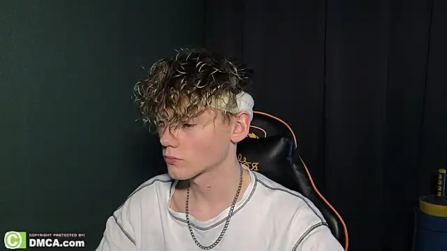 Snapshot of Keytaro chatting on 02.26.26 Keytaro online show from 02.26.26