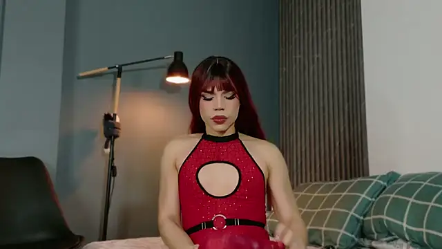 Snapshot of LucyGiraldo chatting on 09.19.25 LucyGiraldo online show from 09.19.25