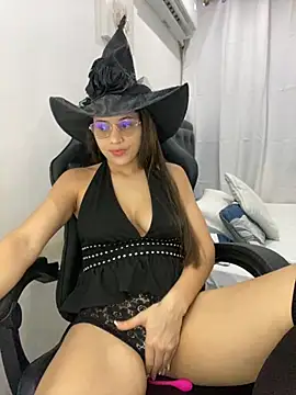 Belissa miller online show from 10.31.25