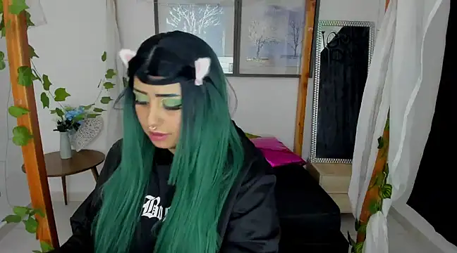 lussyevans24 online show from 01.25.25