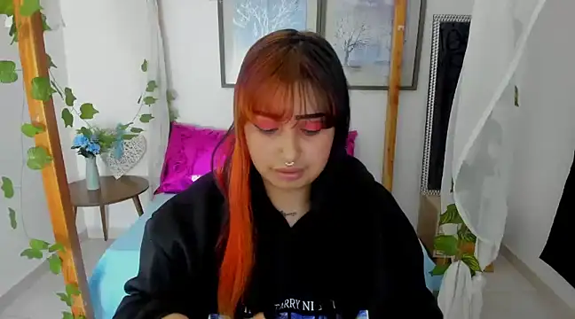 lussyevans24 online show from 01.29.25